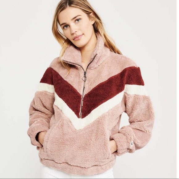 Abercrombie&Fitch Colorblock Sherpa in Pink - Picture 2 of 3
